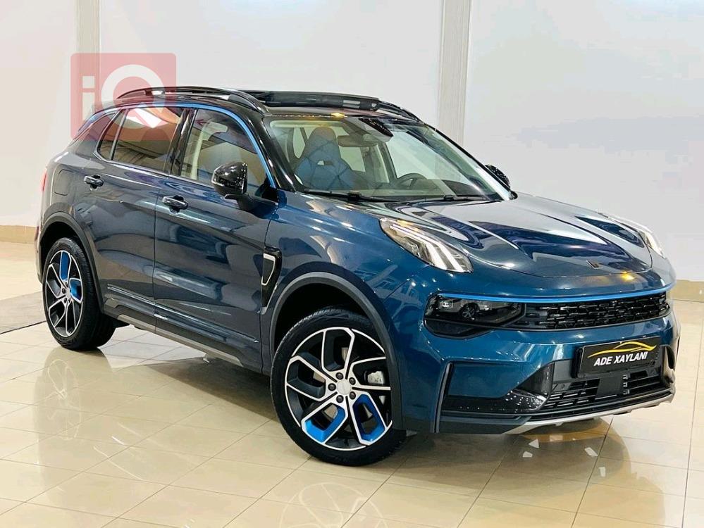 LYNK & CO 01
